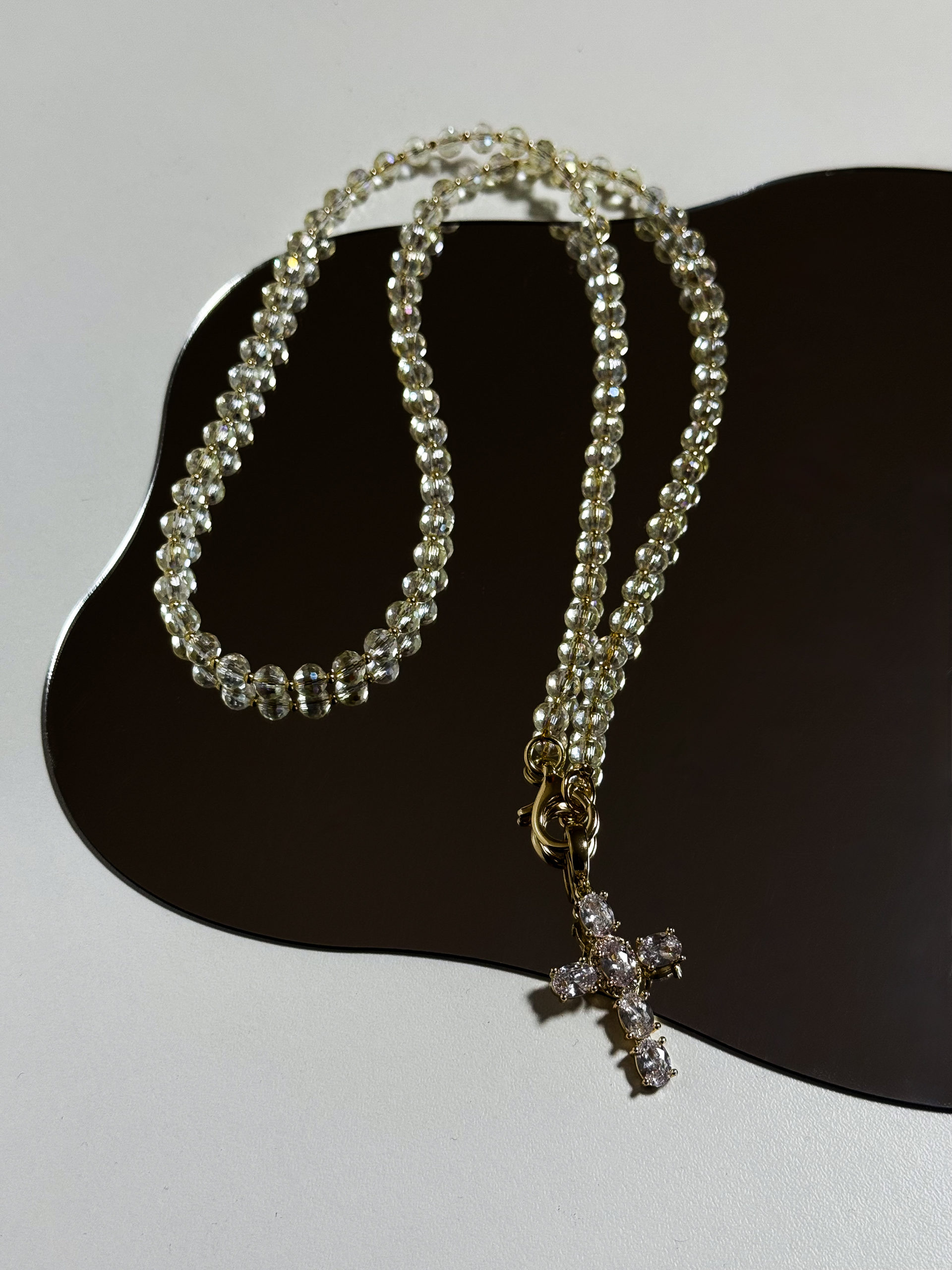 Сверкающее длинное колье "Crystal Cross"