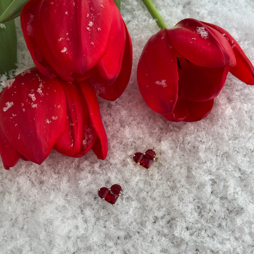 Безразмерные кольца с цирконами «Red Passion/Heart Shine»