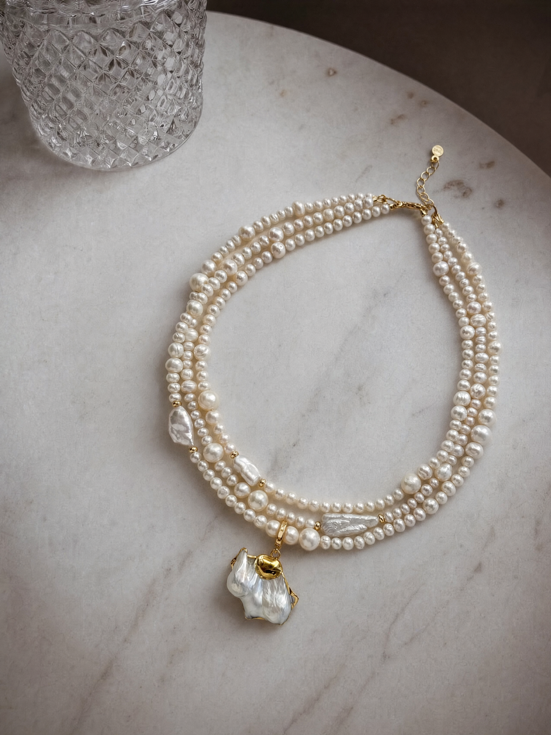 Трёхрядное колье из натурального жемчуга PEARL